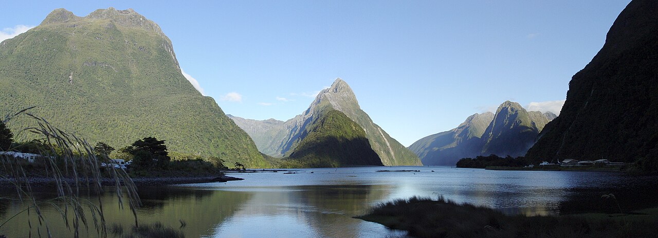 米佛尔峡湾